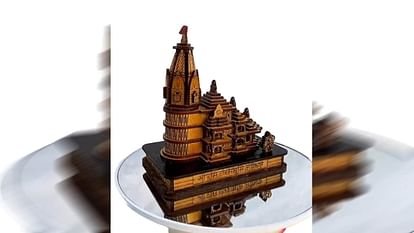 Ram Mandir: अयोध्या में सज रहे बाबा केदार की भूमि में तैयार श्रीराम मंदिर के प्रतीक, लगातार बढ़ती जा रही मांग Ram mandir pran pratishtha Shri Ram temple Symbols ready in Rudraprayag Kedarnath being decorated in Ayodhya