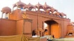 यज्ञ की शुरुआत तुलसी पीठाधीश्वर जगदगुरु रामानंदाचार्य स्वामी रामभद्राचार्य महाराज करेंगे।