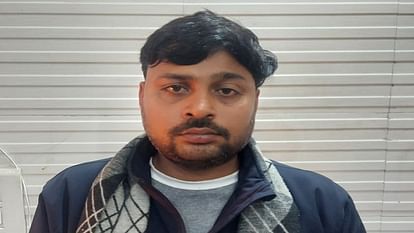 criminal reward of Rs 1 lakh arrested hiding for two weeks hid his identity
