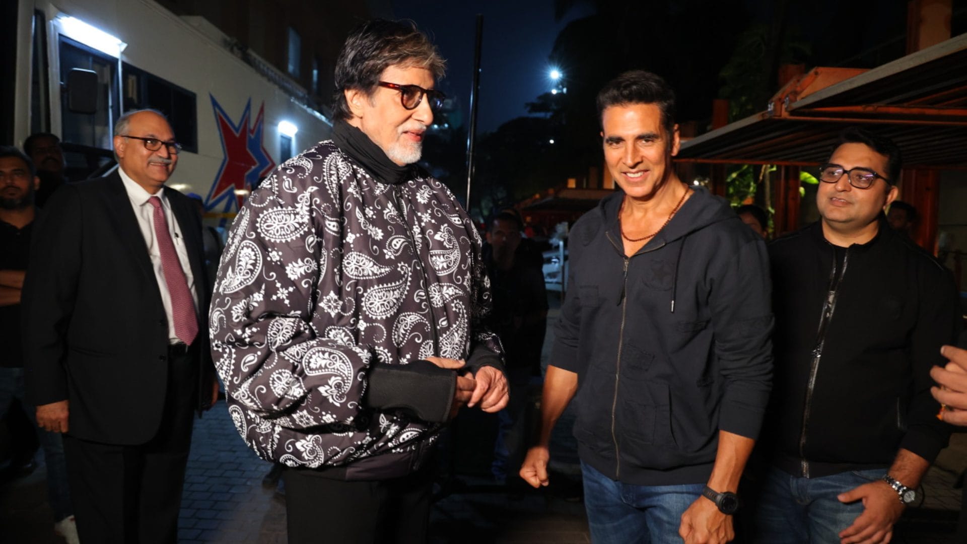 Amitabh Bachchan Reveals He recently underwent Hand Surgery shares Ad Shoot post With Akshay Kumar and Suriya
