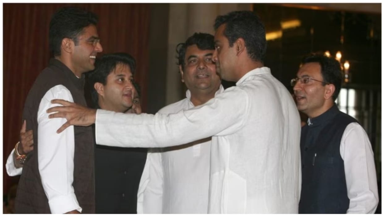 Milind Deora resigns from Congress after Jyotiraditya Scindia Jitin Prasada RPN Singh youth faces news and upd