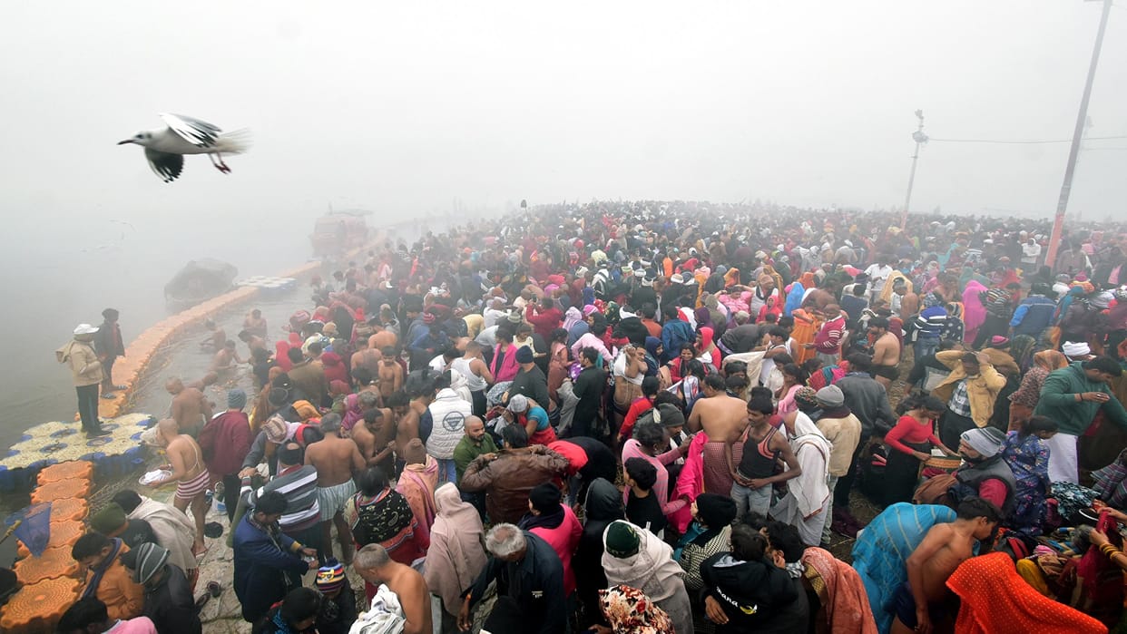 Makar Sankranti 2024: Even before the Sun entered Capricorn, nine lakh people took a dip