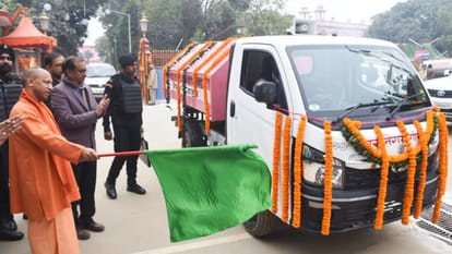 CM Yogi flags off cleaning vehicle in Gorakhnath Mandir Gorakhpur