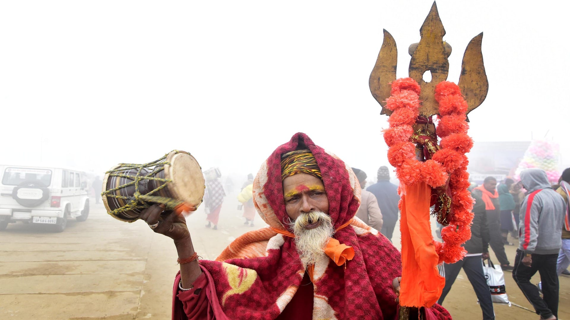 Makar Sankranti 2024: Even before the Sun entered Capricorn, nine lakh people took a dip