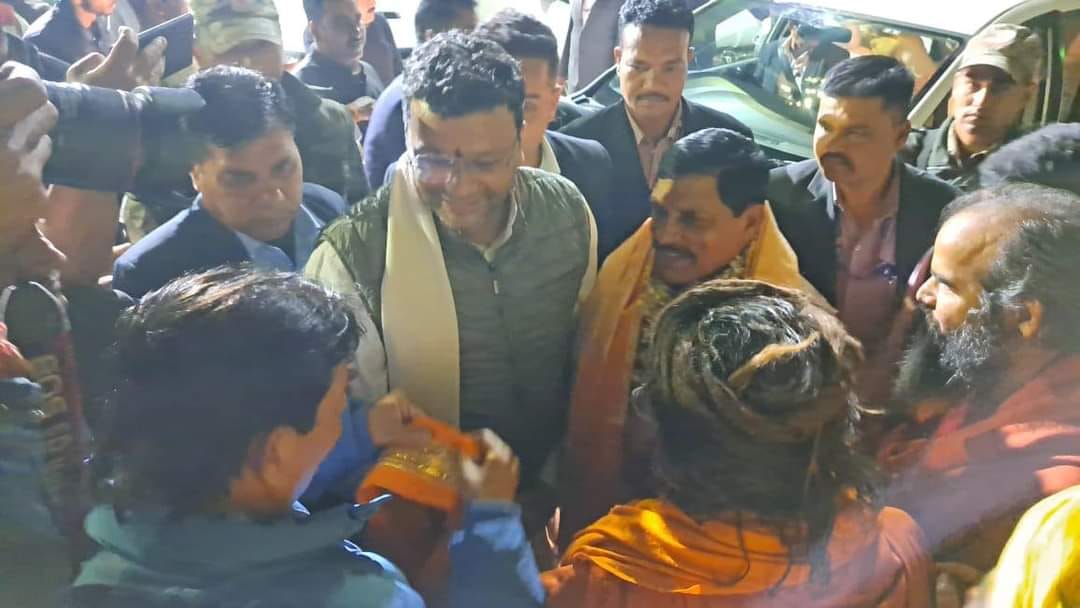 Indore: CM Mohan Yadav reached Indore late at night, took a meeting for Jan Abhaar Yatra