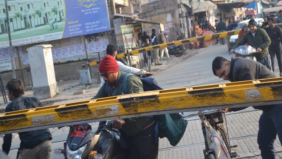 Bagla College gate will remain closed for five hours for two days