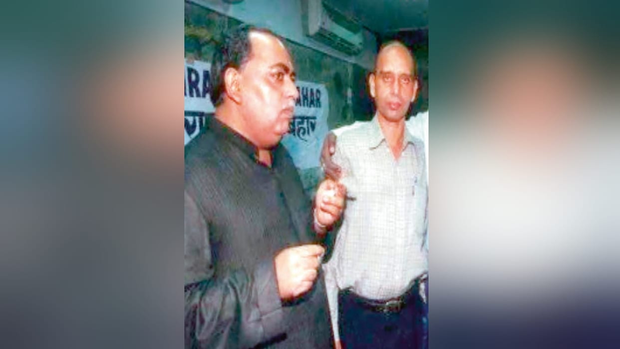 Famous poet Munawwar Rana passes away and wave of mourning runs in West UP