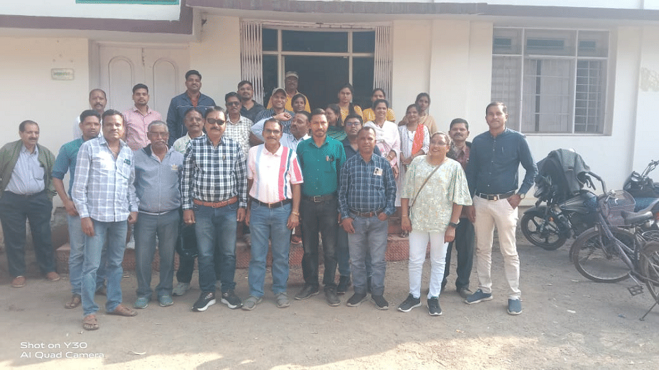 Forest department employees will go on strike if demands are not met in Kabirdham
