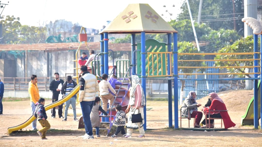 jammu kashmir Weather: Sunshine in Jammu after 20 days night temperature broke four years records