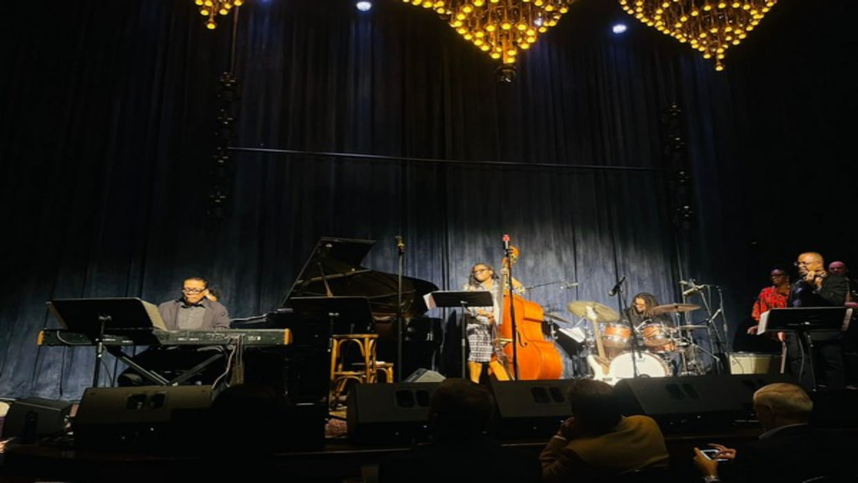 Jazz legend Herbie Hancock dedicates performance to celebrate life of Martin Luther King Jr