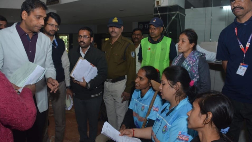 Women players received cricket kits from the collector