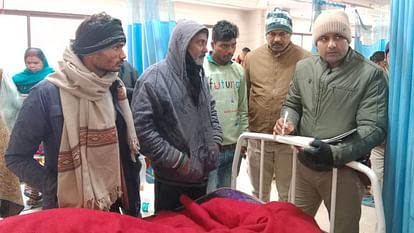 Bihar News: जीएमसीएच बेतिया के प्रसव वार्ड से नवजात बच्चा हुआ चोरी; परिजनों ने अस्पताल परिसर में किया हंगामा Newborn baby stolen from delivery ward of GMCH Bettiah; Family members created ruckus in hospital premises