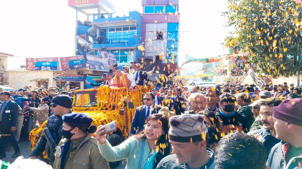 CM Pushkar Singh Dhami welcomed by showering flowers in Pithoragarh