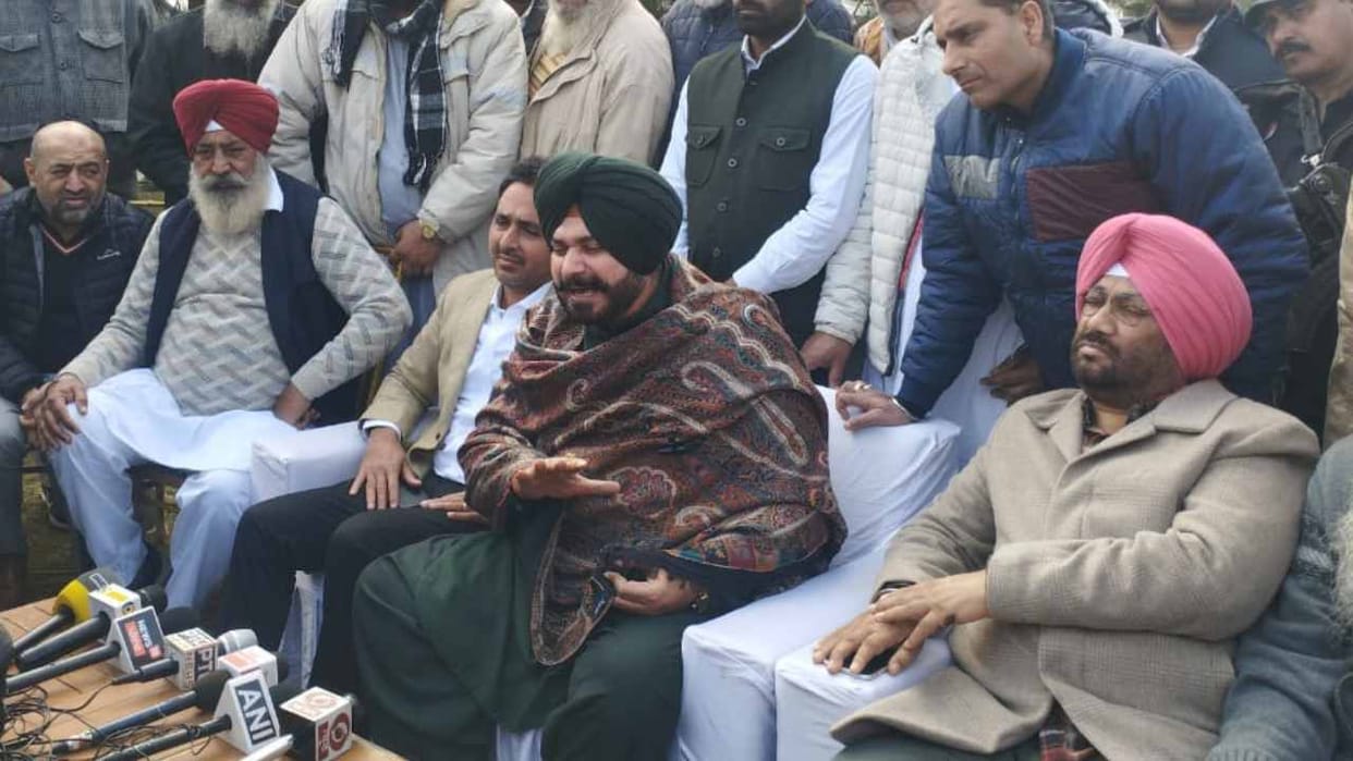 Navjot Singh Sidhu lashed out at AAP government of Punjab