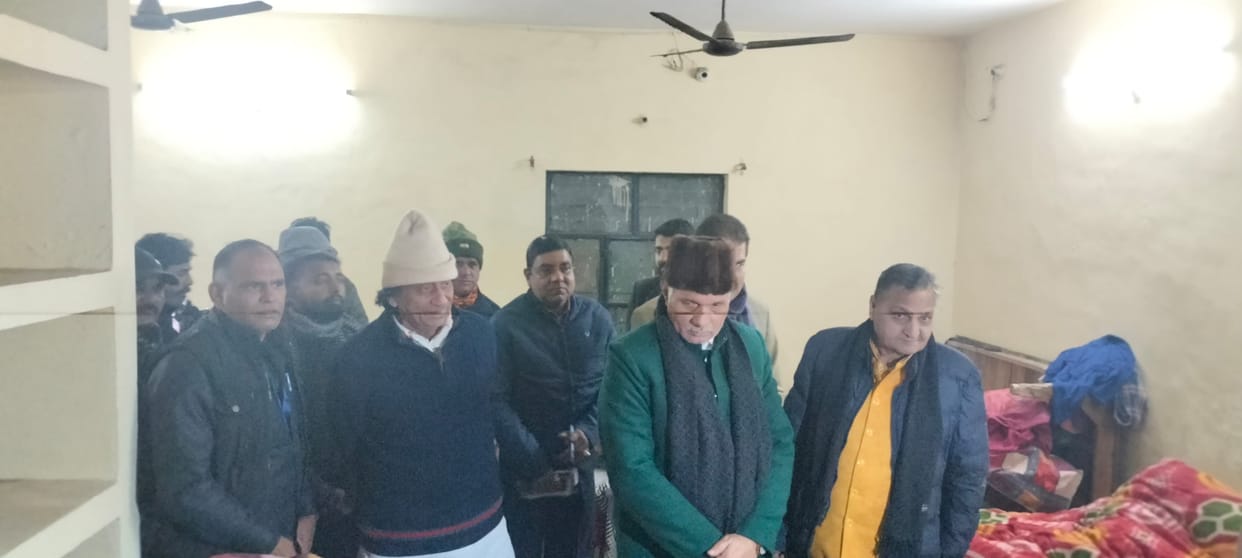 Meerut: Even in extreme cold, night shelters were found empty, no bonfires, minister in charge expressed