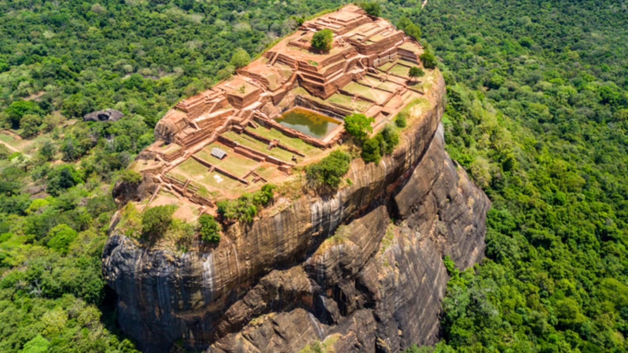 Sigiriya Rock Fort Ravana Palace In Srilanka Ravan Mahal Know Interesting Facts