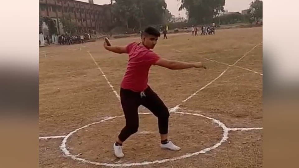 Dehradun News no shoes to wear and no field to run yet Sahib winning 35 medals Inspirational Story