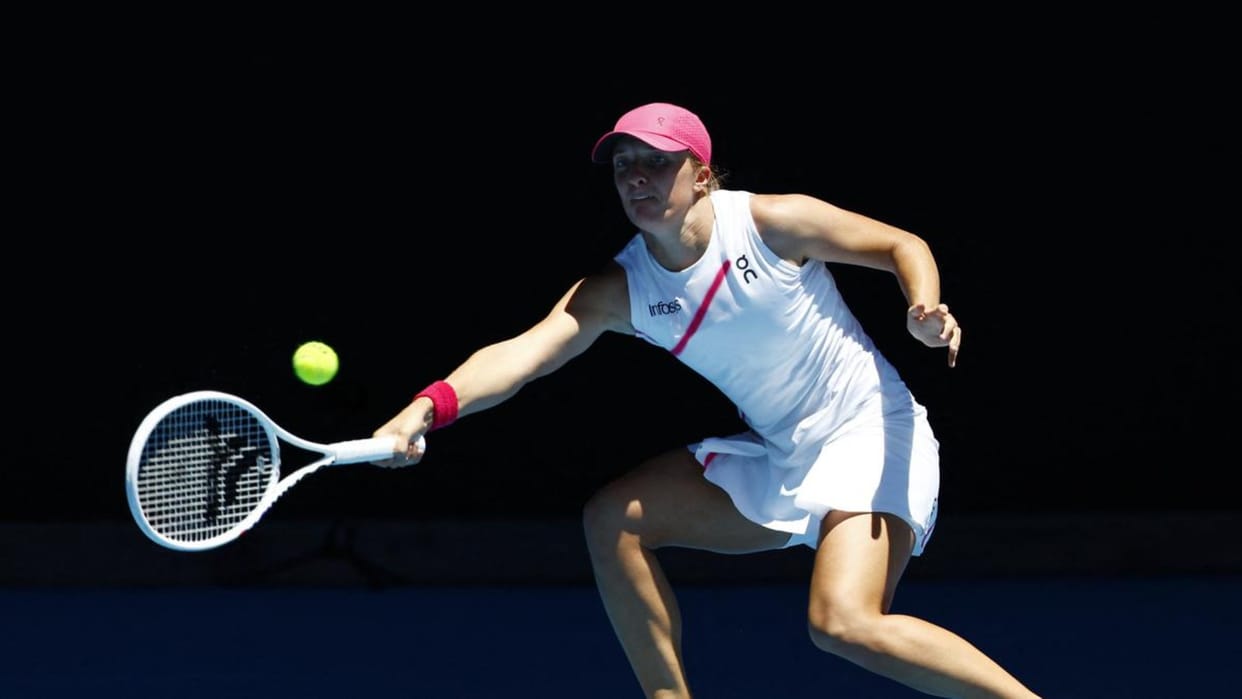 Australian Open 2024 Swiatek beats Kenin Rybakina in next round Alcaraz and Zverev also win