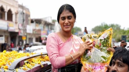 Jagan Mohan Reddy not the successor of YSR claims AP Congress Chief YS Sharmila