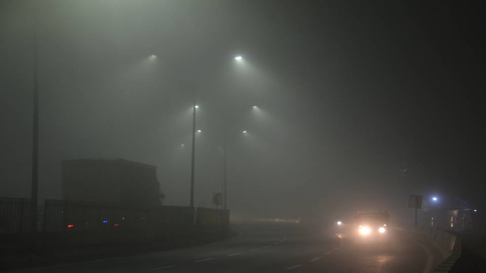 Agra Weather Forecast Update Today Cold winds have increased chill more than before