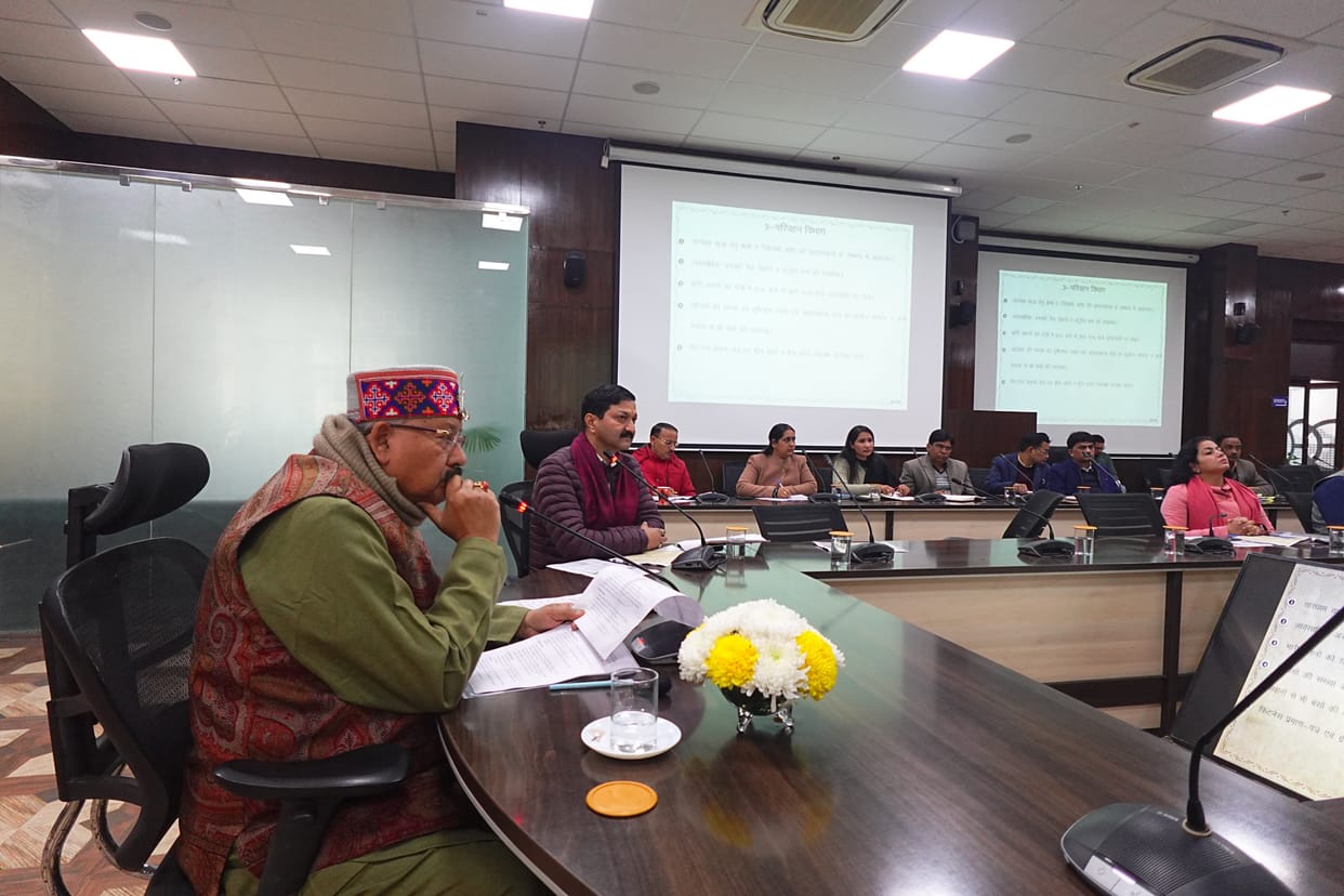 Uttarakhand Chardham Yatra 2024: Tourism Minister satpal Maharaj took meeting for Preparation to control Crowd