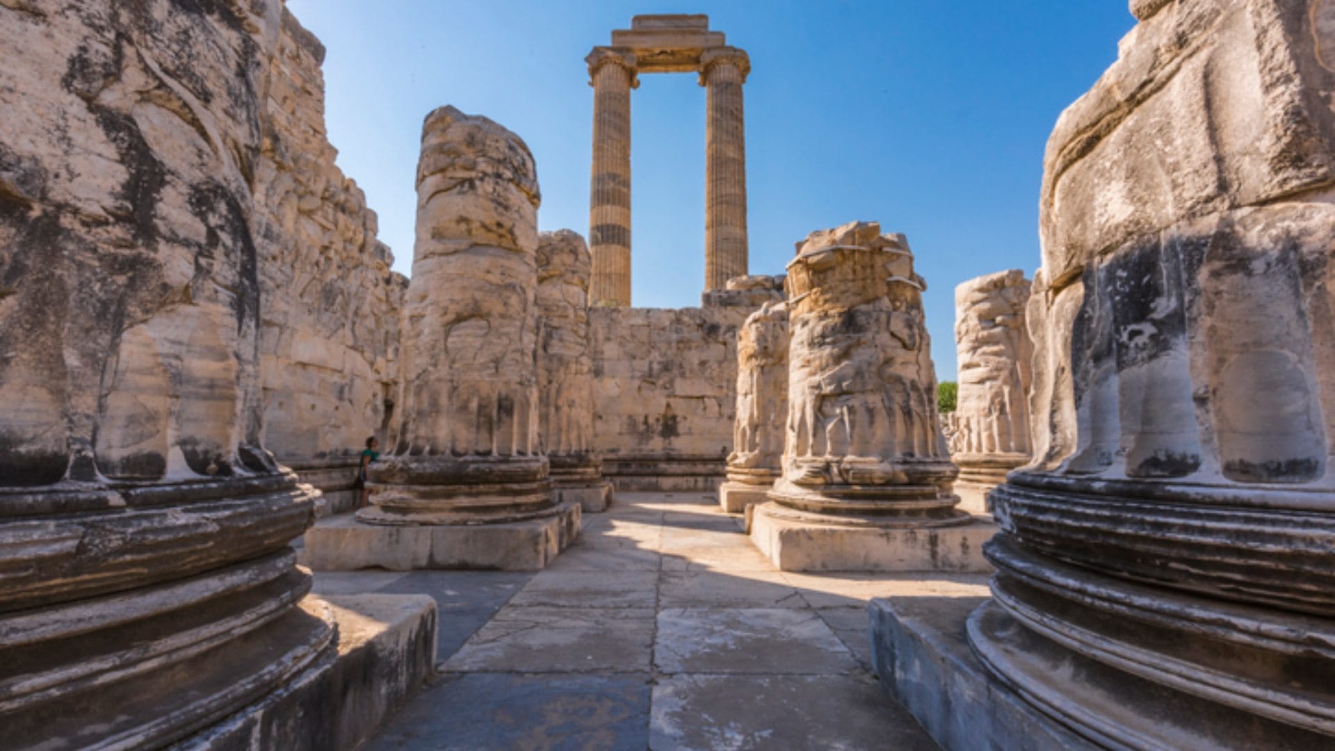 mystery temple of apollo biggest center of prophecy mystery temple of apollo of greece