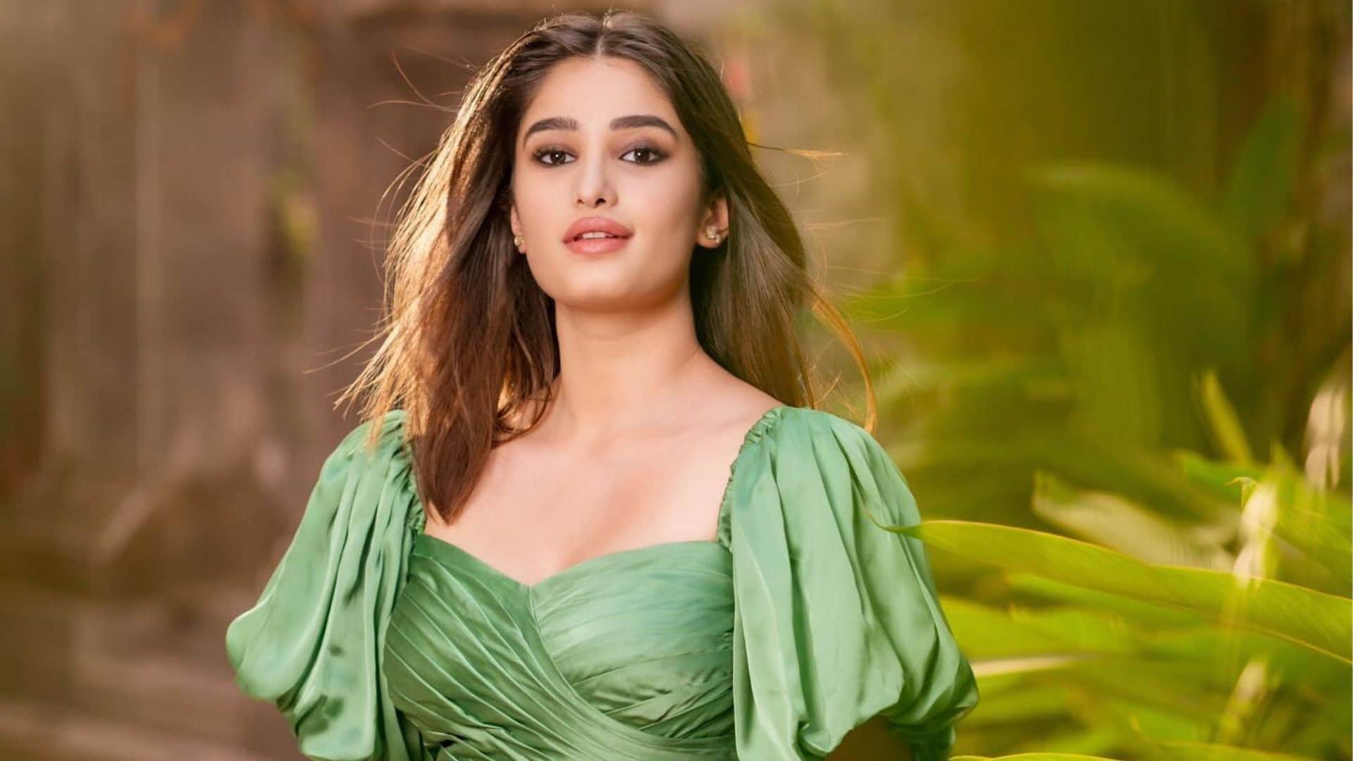 bollywood Star Kids Debut in 2024 Rasha Thadani Ibrahim Ali Khan Shanaya Kapoor name in the list