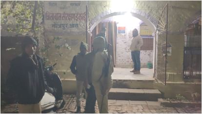 Bihar News : चार बच्चे अचानक बीमार, दो की हो गई मौत; विशिष्ट दत्तक ग्रहण संस्थान में घटना, न्यायिक जांच होगी Bihar News : two newborn died in bhojpur specialized adoption agency aara bihar, cold attack on children