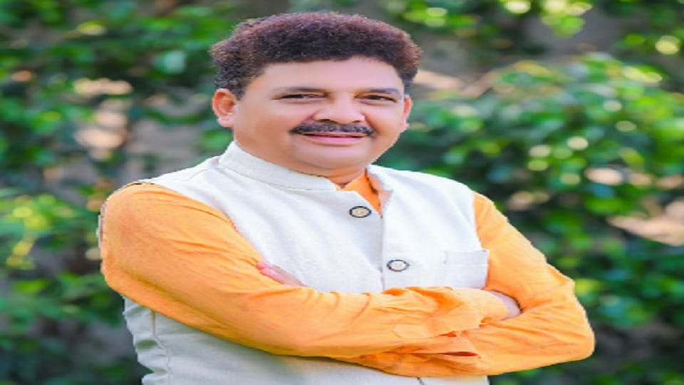 Uttarakhand News: BJP MLA Pramod Nainwal advice to doctors in almora