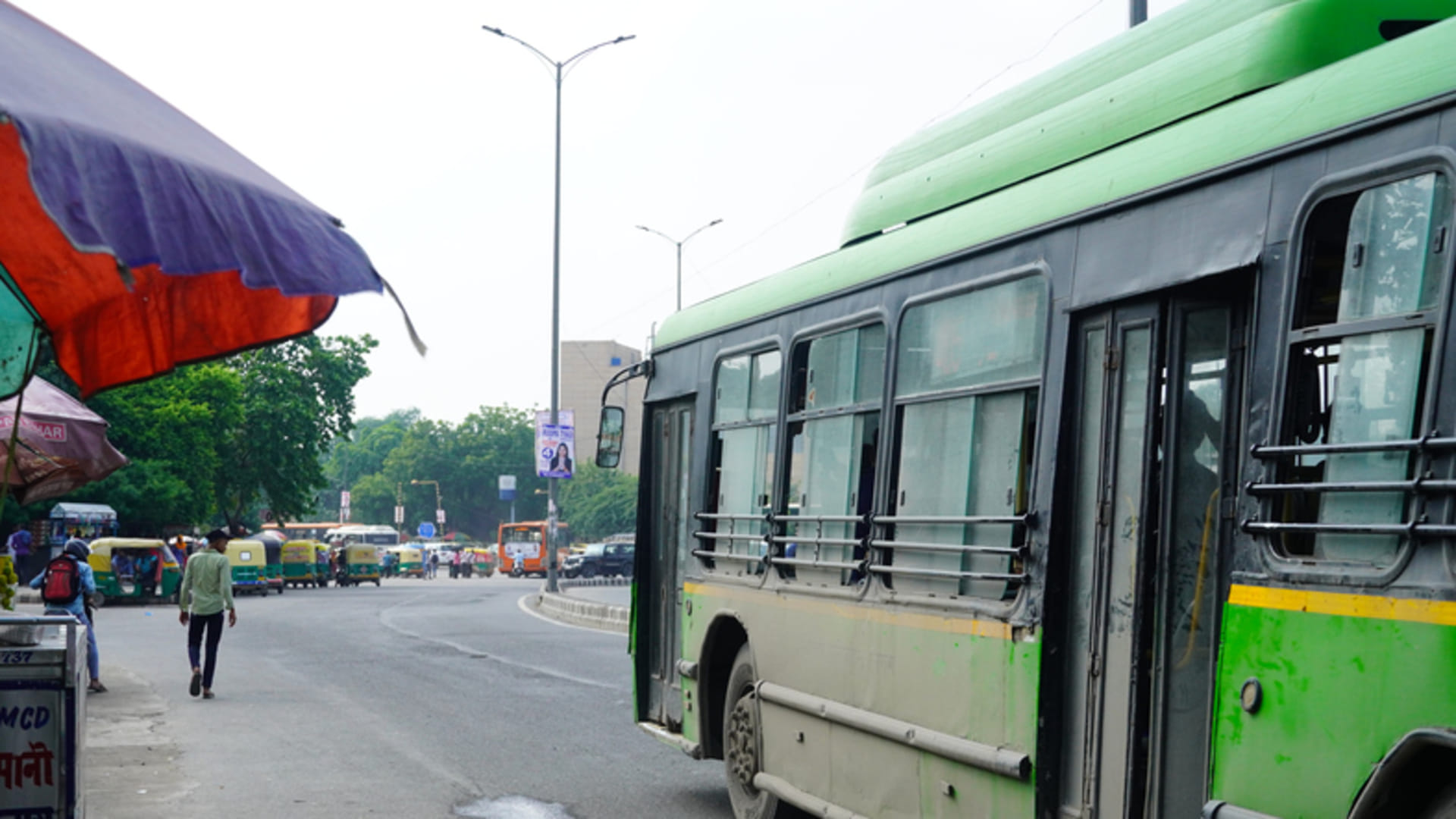 You Can Book DTC Bus Ticket Through WhatsApp Know What Delhi Government Is Planning