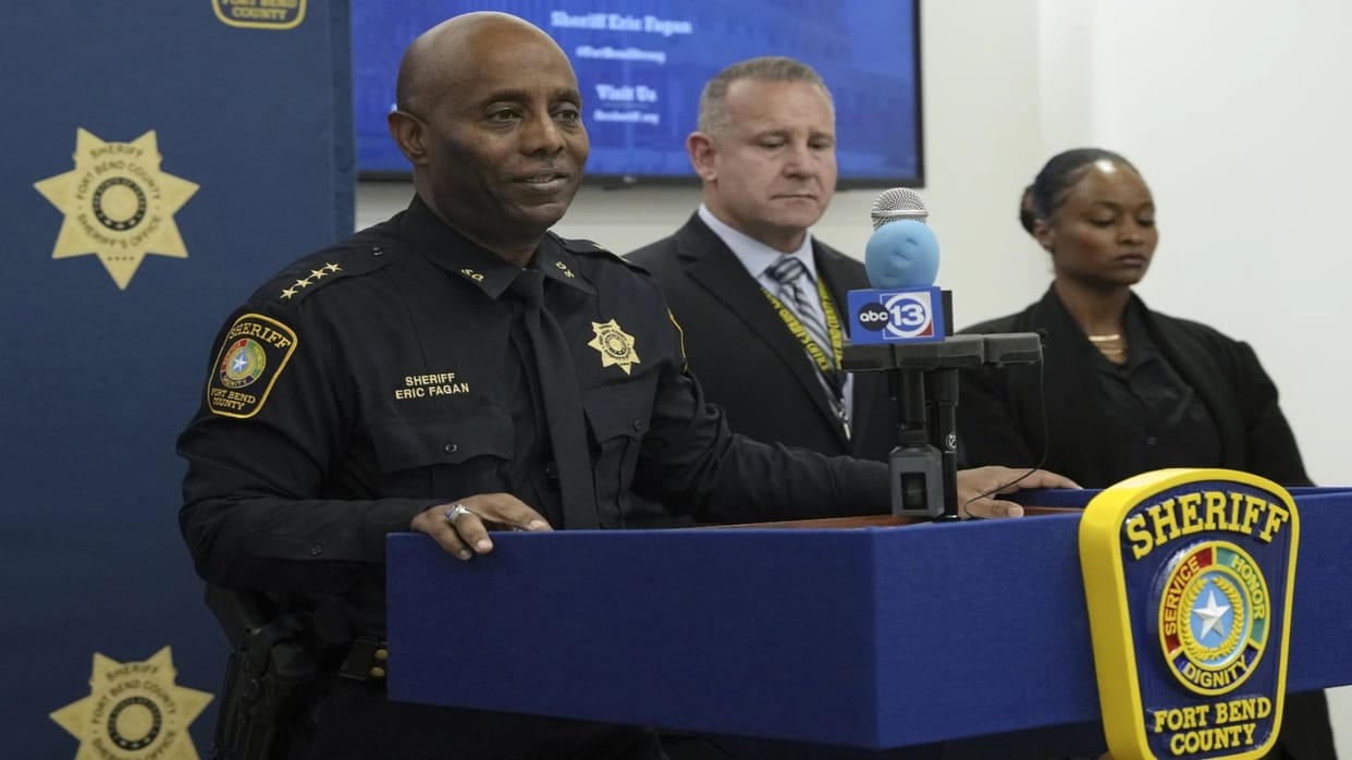 Texas man kills self after fatally shooting four including his 8 year old niece