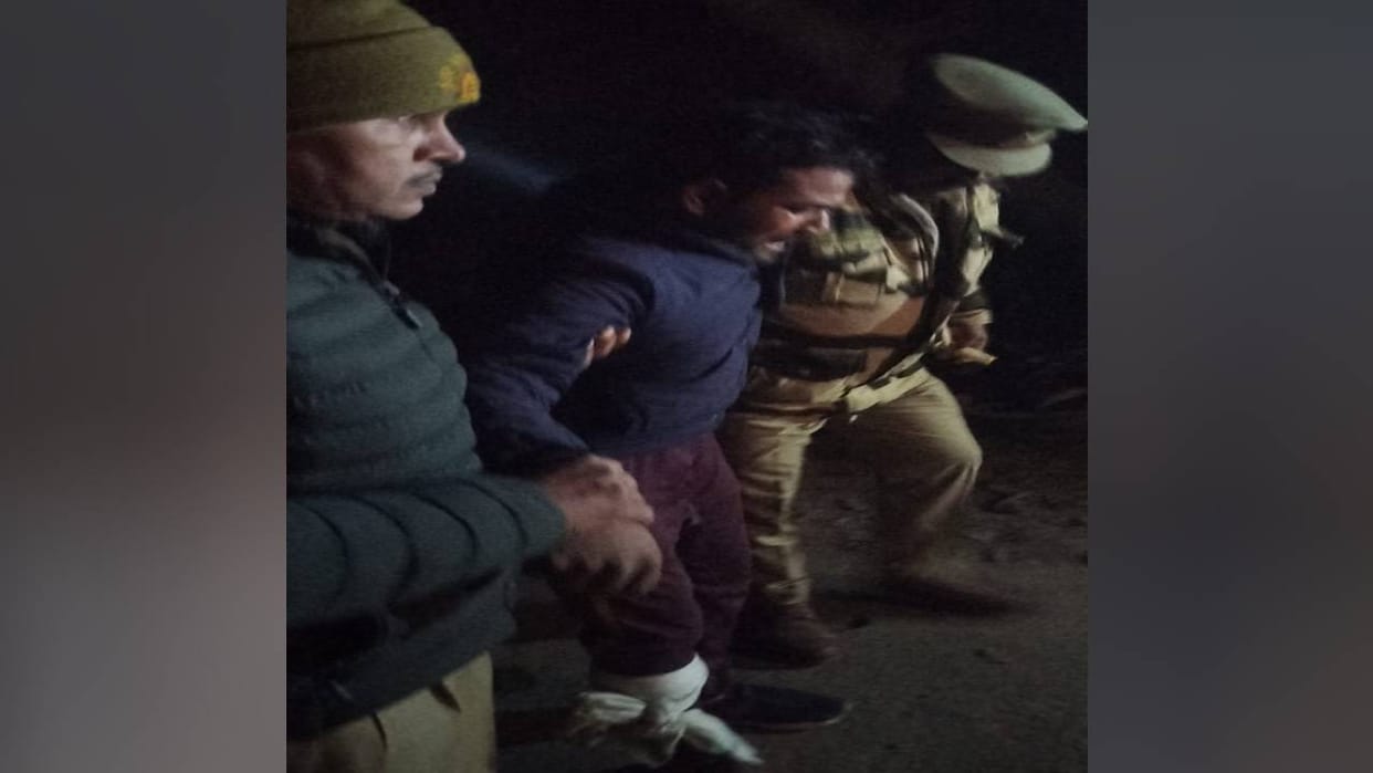 Police arrested history sheeter in encounter in Kasganj