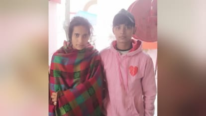 प्रीति व काजल दाएं