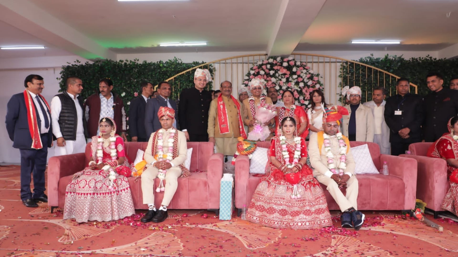 तीन मूकबधिर बेटियों की धूमधाम से हुई शादी