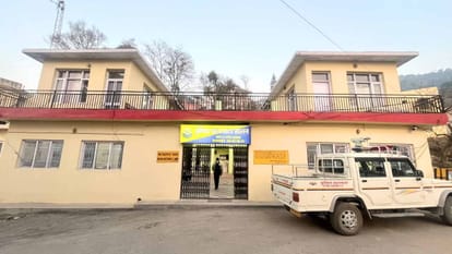 Himachal: हिमाचल का सोलन सदर थाना देश के शीर्ष 10 पुलिस स्टेशनों की सूची में शामिल sadar Police Station Solan has been awarded rank in the top 10 Police Stations in the Country