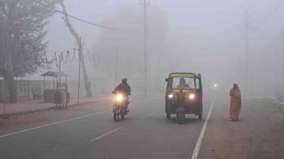 दमोह में छाया कोहरा।