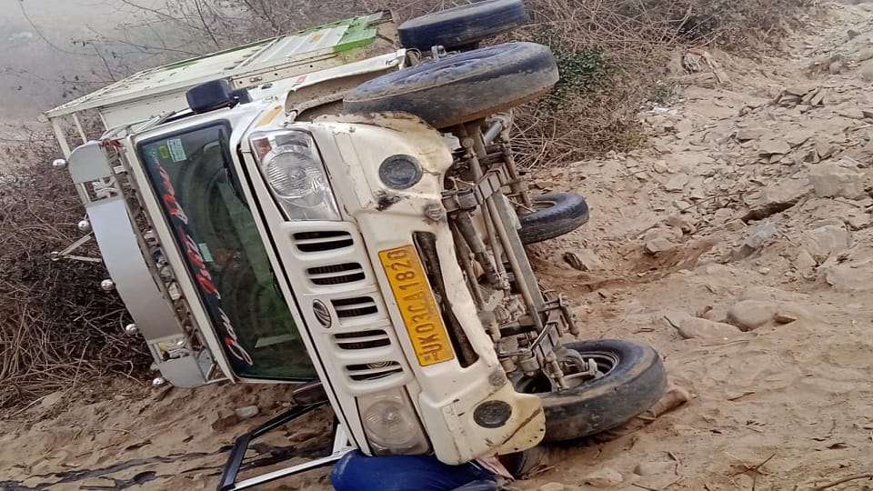 Uttarakhand News: Two people died in pickup accident in Almora