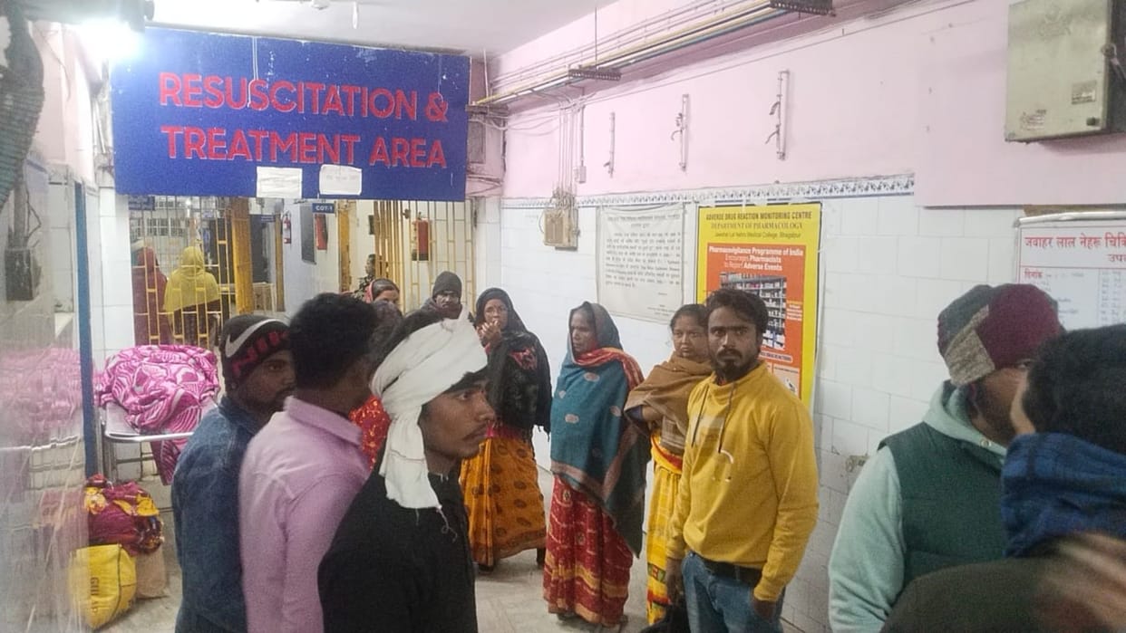 Bhagalpur: Knives broke out in children's dispute over kite flying, 5 people of same family injured, 2 serious
