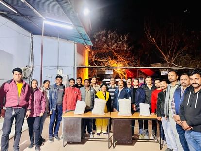 MP News: एमपी में अब तक की सबसे बड़ी चरस खेप जब्त, नेपाल से सप्लाई हो रही 15 करोड़ की चरस भोपाल पुलिस ने पकड़ी MP News: The biggest seizure so far in MP, Bhopal police caught hashish worth Rs 15 crore being supplied from