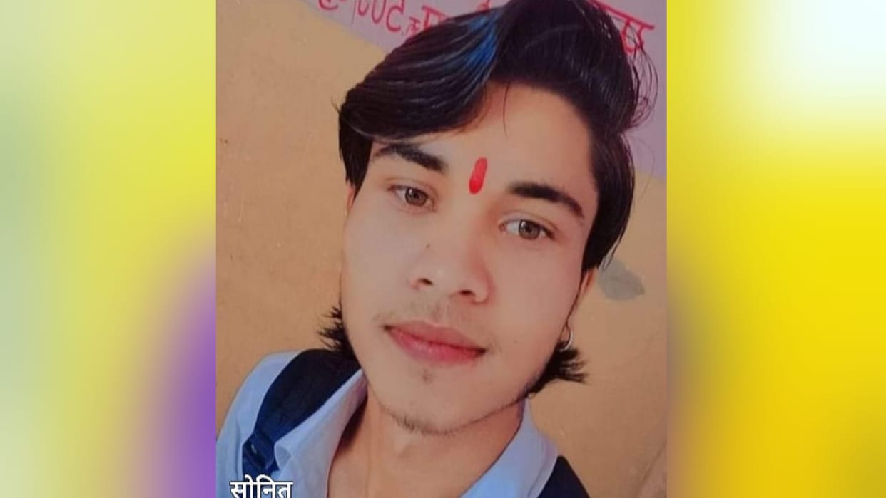 Two youths died in road accident in Bijnor and an atmosphere of grief in families