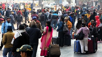 Delhi NCR Weather Forecast Update Today Meteorological Department in Delhi issued yellow alert for Friday