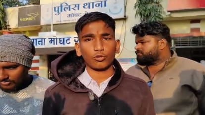 पीड़ित छात्र