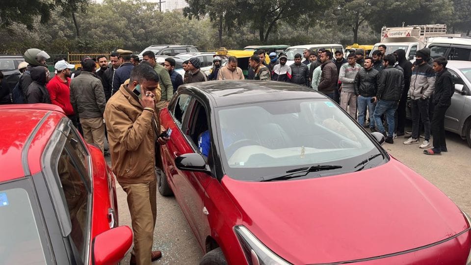 Noida Crime News Air India Crew Member Shot Dead Near Noida Sector 104 Market