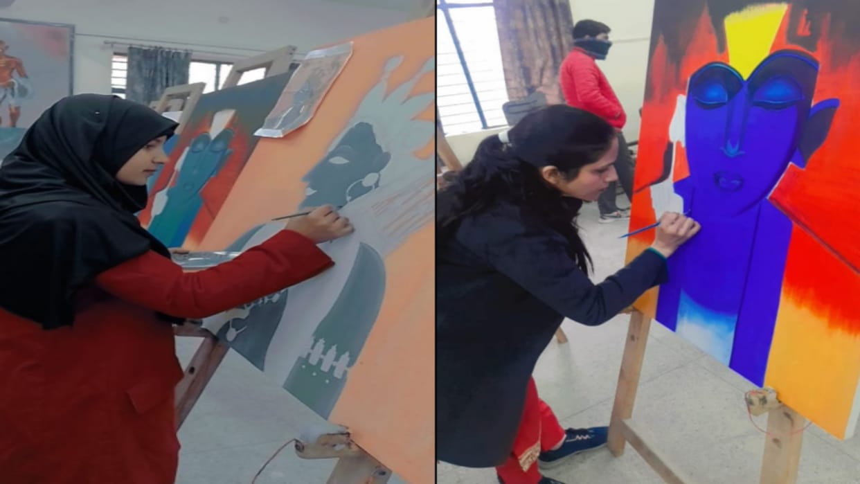 Muslim daughters colored picture of Shri Ram in program organized in Fine Arts Department of CCSU