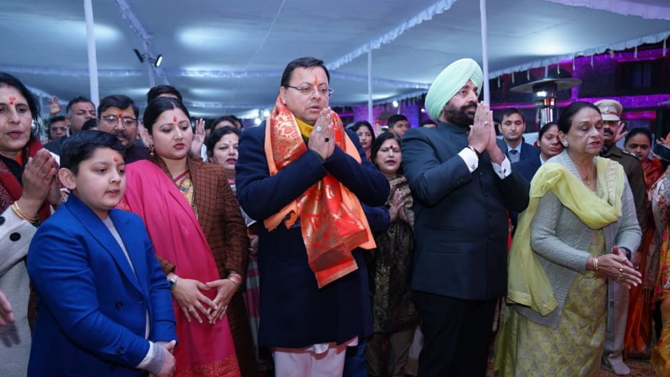 Swati Mishra bhajan Sandhya will be held at CM residence Uttarakhand news in hindi