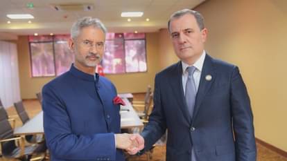 Uganda: जयशंकर की नेपाली पीएम और कई देशों के विदेश मंत्रियों के साथ बैठक, क्षेत्रीय-वैश्विक मुद्दों पर चर्चा In Uganda, Jaishankar holds bilateral meetings with counterparts from Bolivia, Azerbaijan and Venezuela