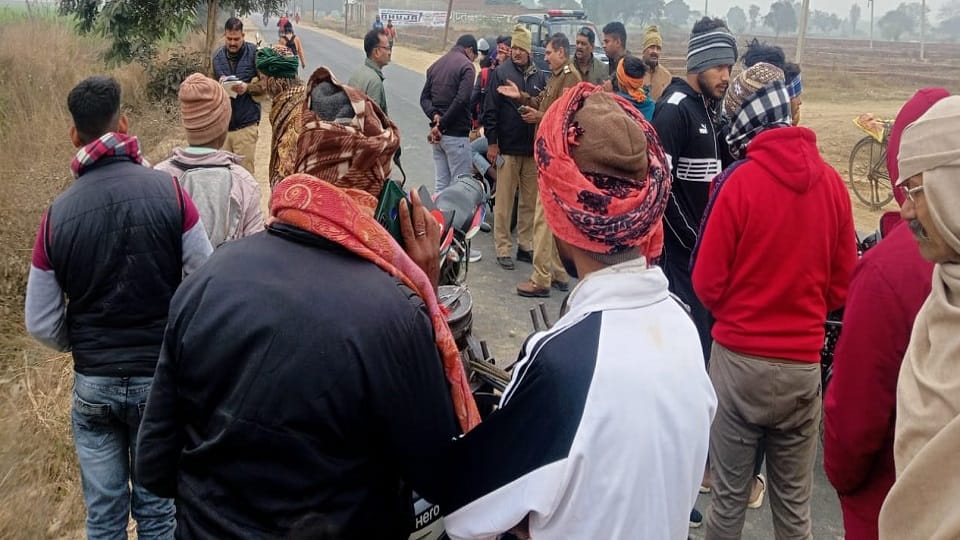 Unidentified body found lying on the side of Iglas Road