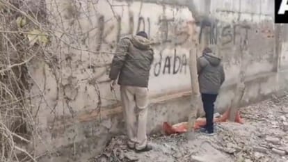 Slogans supporting Khalistan written on the wall in Hastasal delhi