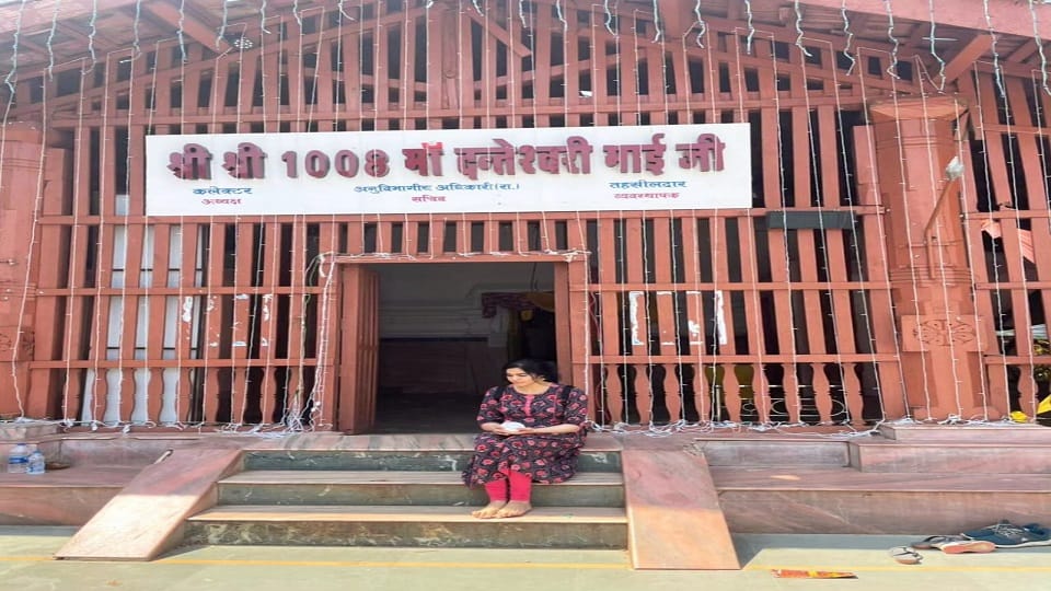 After The Kerala Story Ada Sharma will now be seen in Bastar The Naxal Story  in Jagdalpur