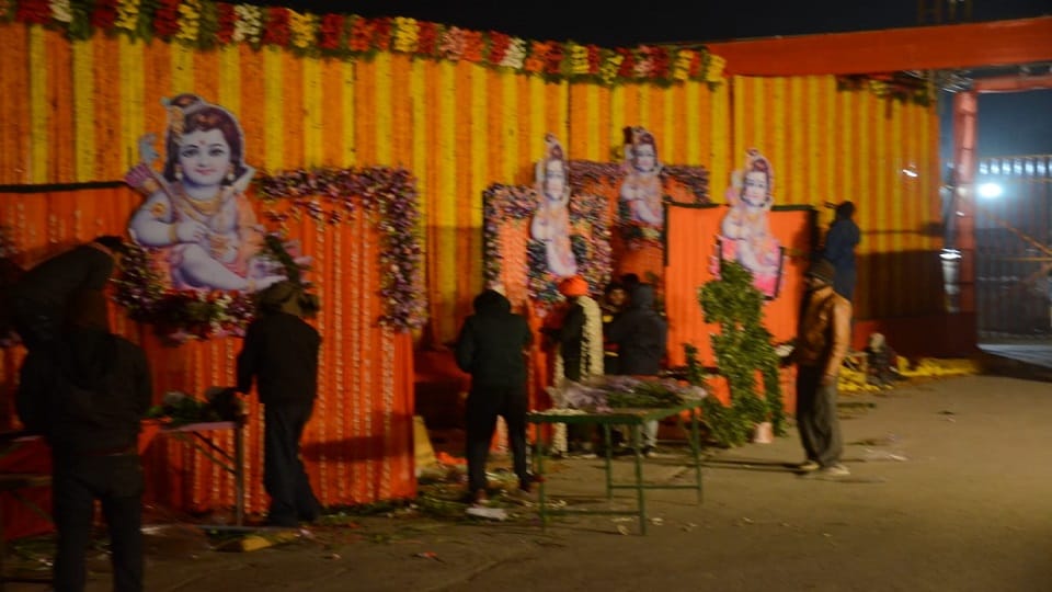 People are busy even at night to beautify the decorated Ramnagari.